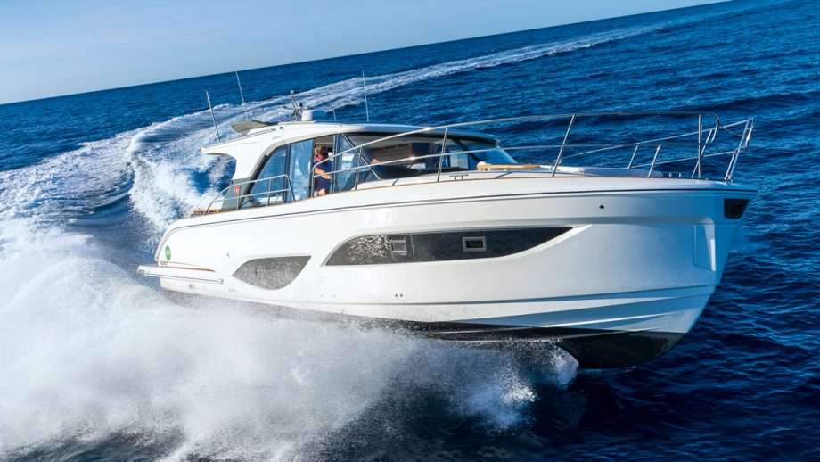 marex-440-sea-trial-review-family-cruiser-video-MBY293.test_Marex_440_8pg.Marex44042622